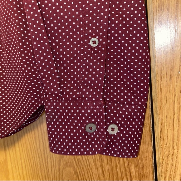 Men’s Button Down - Picture 3 of 6